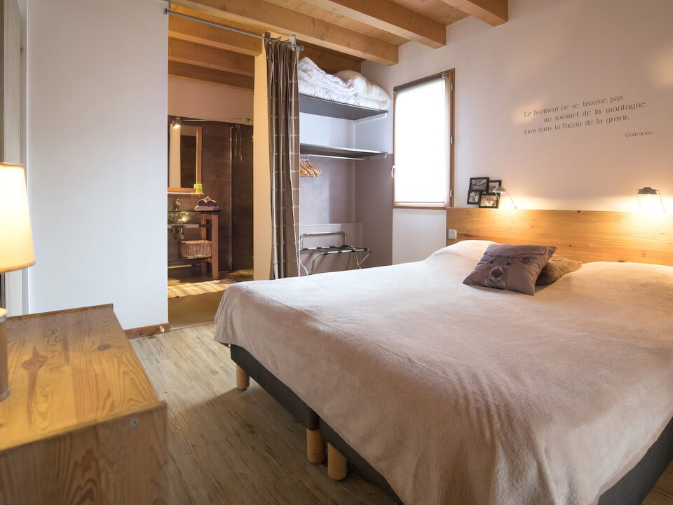 chambre double avec douche