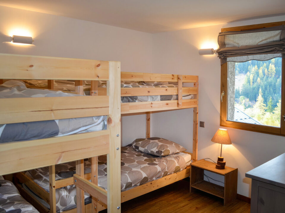 chambre enfants du chalet lits supperposé