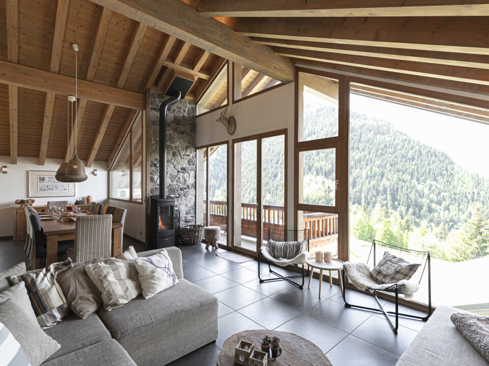 Salon vue sur la foret